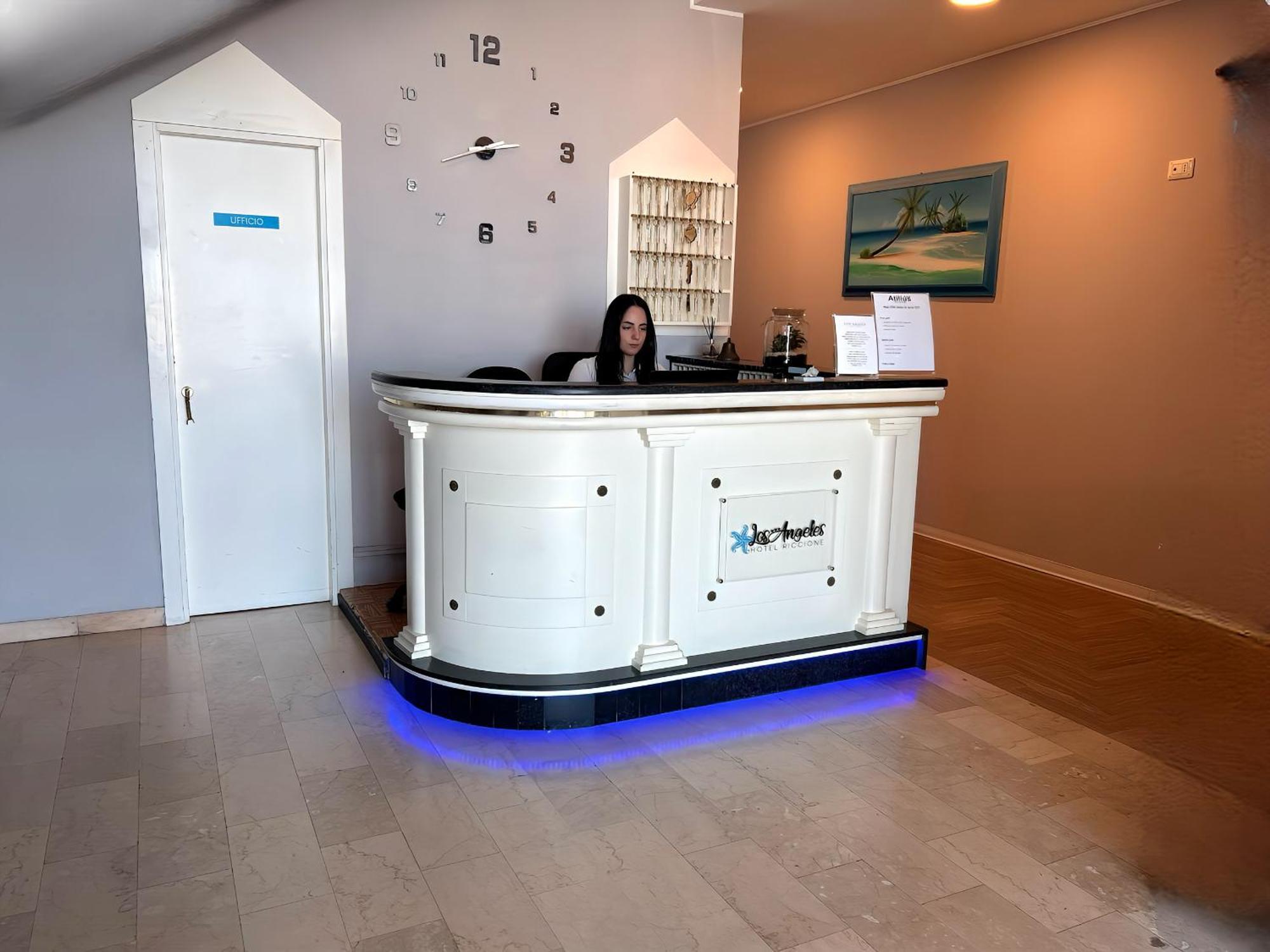 Hotel Los Angeles - Fronte Mare Річчоне Екстер'єр фото